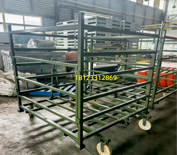 军绿色堆垛架